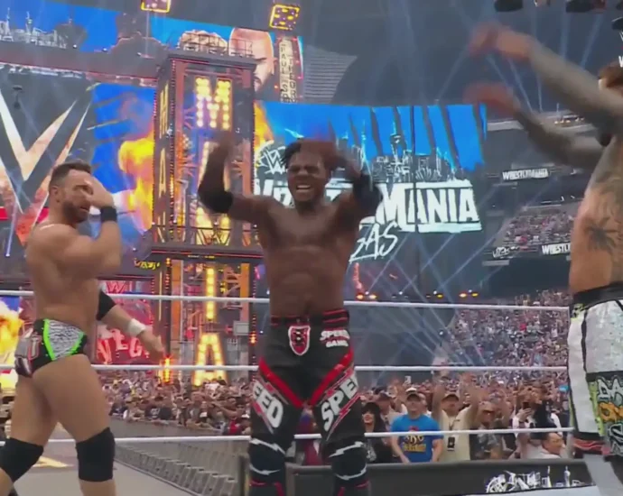 6-Man Tag Team Match The Usos and LA Knight vs. Logan Paul, Austin Theory and IShowSpeed 2026-04-18 Preview